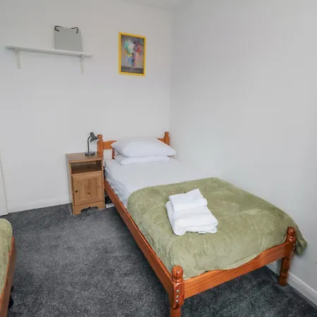 23 Carvers Court * Saltburn-by-the-Sea